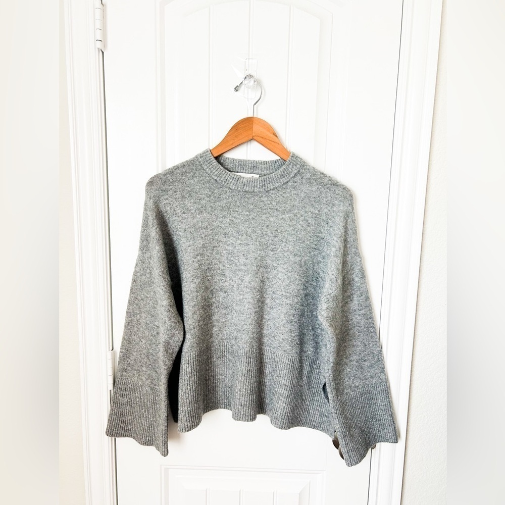 Elodie Crewneck Gray Sweater Size Small